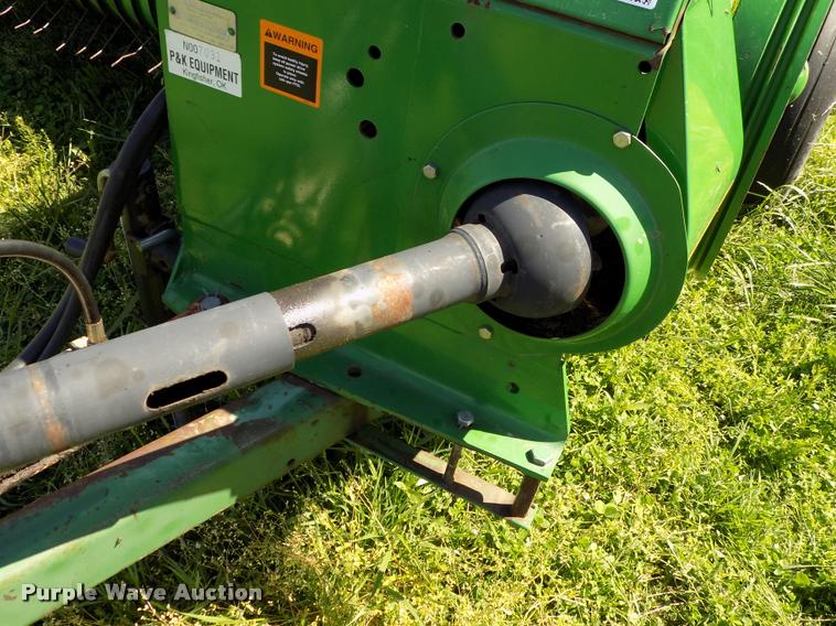 image for item DC7245 John Deere 348W square baler