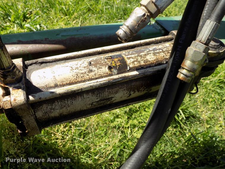 image for item DC7245 John Deere 348W square baler