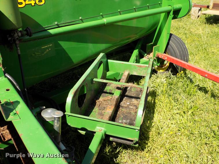 image for item DC7245 John Deere 348W square baler
