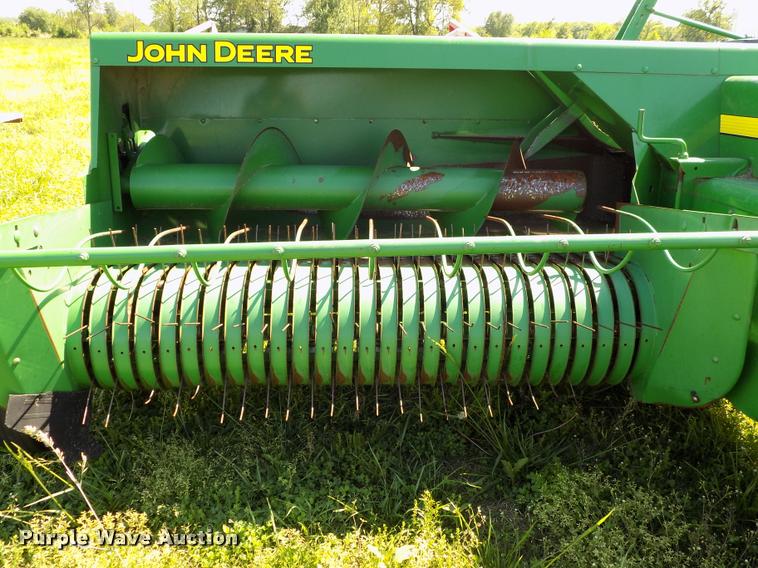image for item DC7245 John Deere 348W square baler