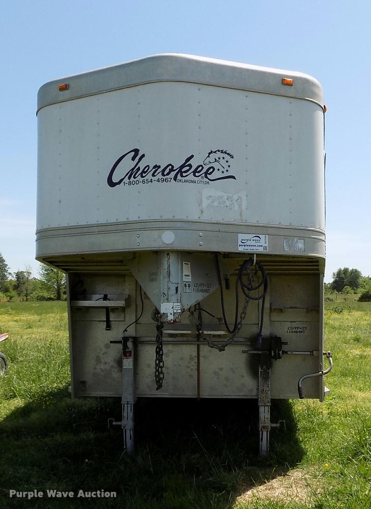 image for item DC7246 2007 Welchel enclosed trailer