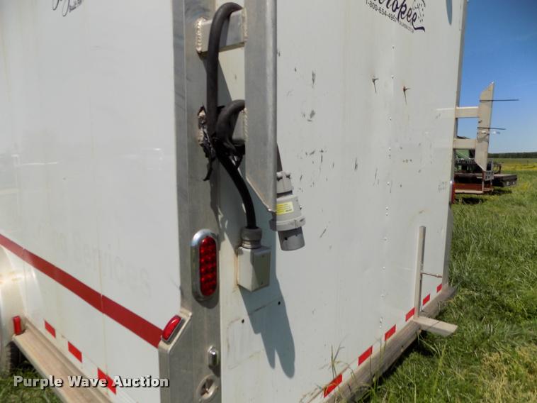 image for item DC7246 2007 Welchel enclosed trailer
