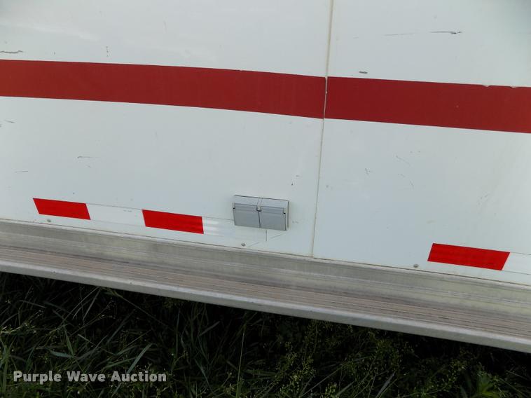 image for item DC7246 2007 Welchel enclosed trailer