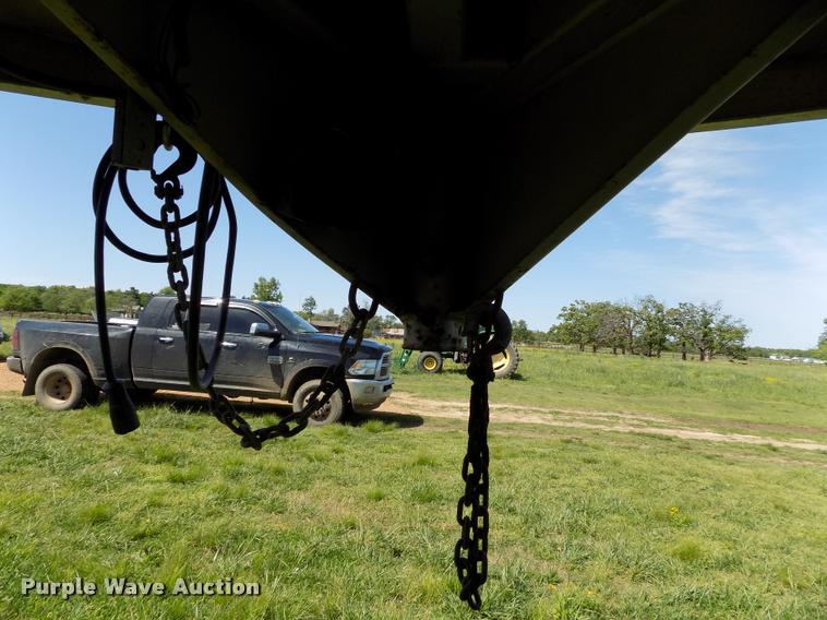 image for item DC7246 2007 Welchel enclosed trailer