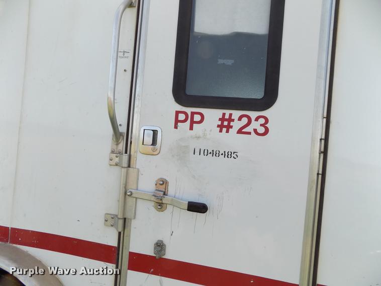 image for item DC7246 2007 Welchel enclosed trailer