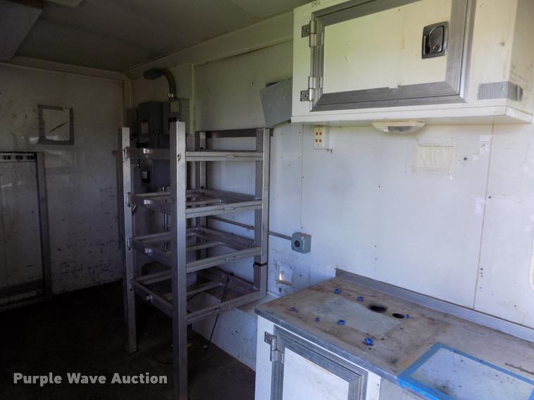 image for item DC7246 2007 Welchel enclosed trailer