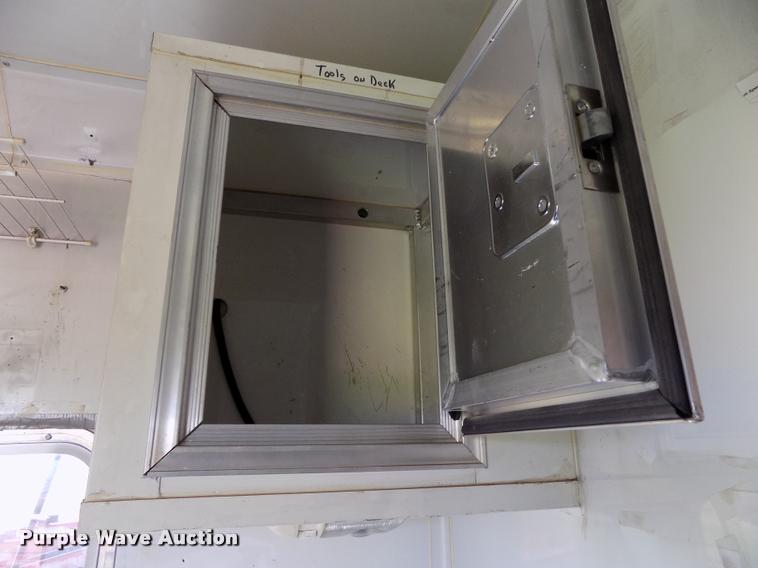 image for item DC7246 2007 Welchel enclosed trailer