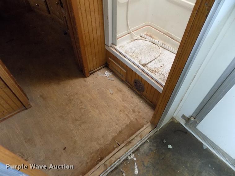 image for item DC7246 2007 Welchel enclosed trailer