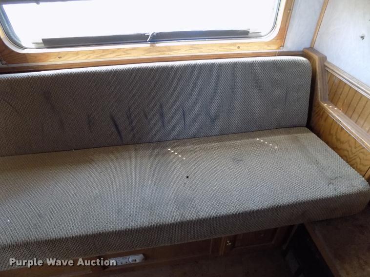 image for item DC7246 2007 Welchel enclosed trailer