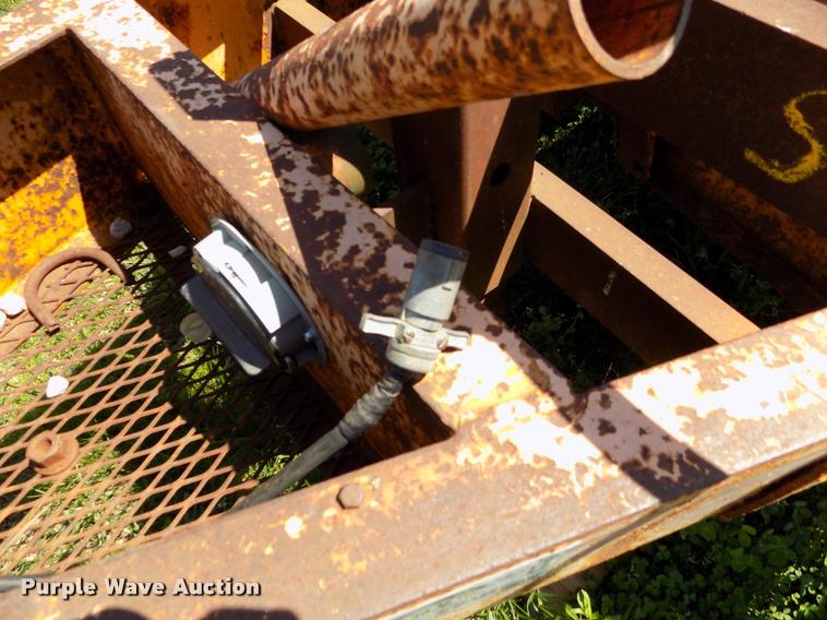 image for item DC7247 1977 Belshe equipment trailer