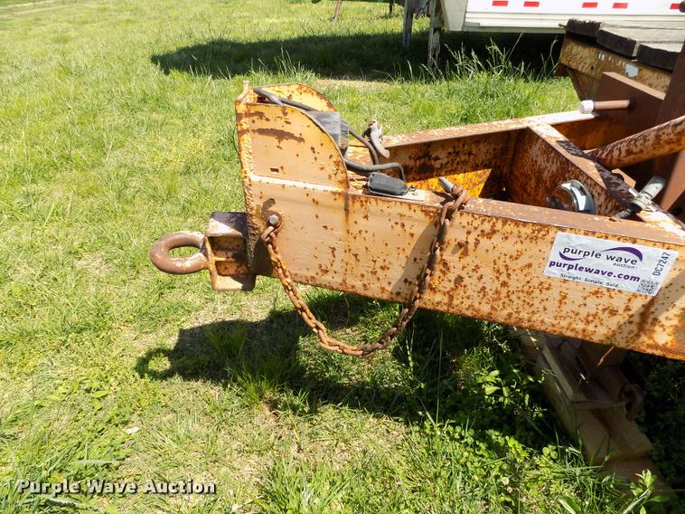 image for item DC7247 1977 Belshe equipment trailer