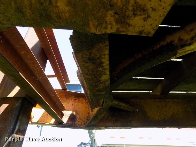 image for item DC7247 1977 Belshe equipment trailer