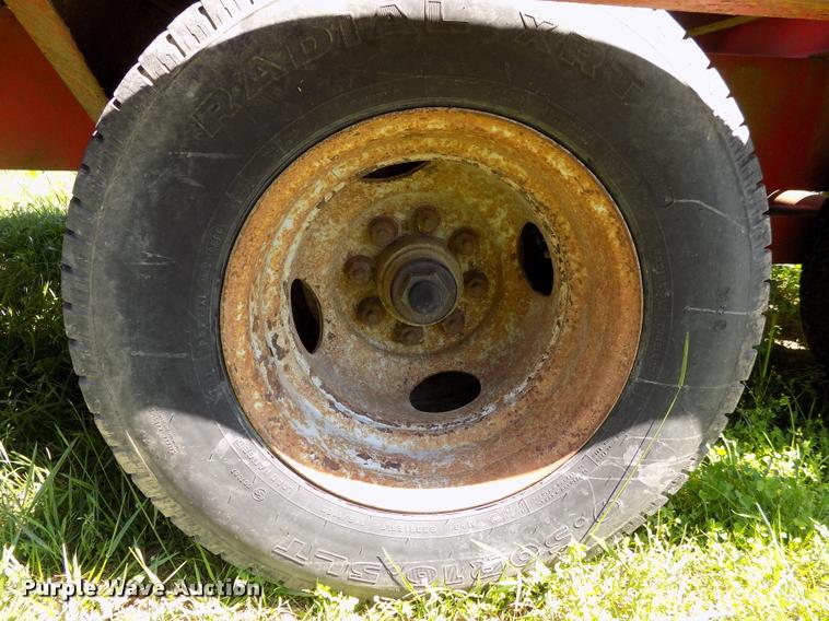 image for item DC7248 1977 Belshe equipment trailer