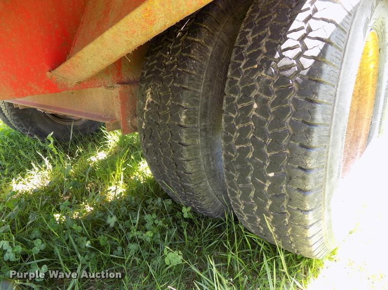 image for item DC7248 1977 Belshe equipment trailer