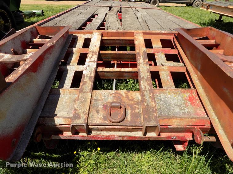 image for item DC7248 1977 Belshe equipment trailer