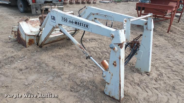 image for item DM9641 Great Bend 700 loader
