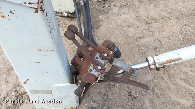 image for item DM9641 Great Bend 700 loader