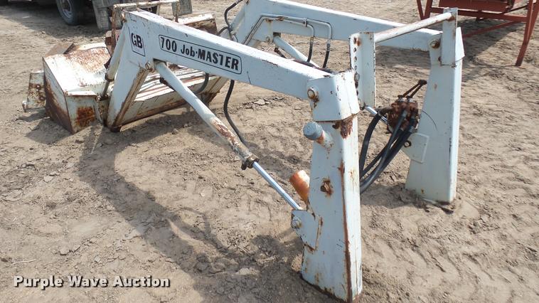 image for item DM9641 Great Bend 700 loader