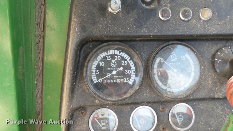 image for item DM9646 John Deere 7700 Turbo combine