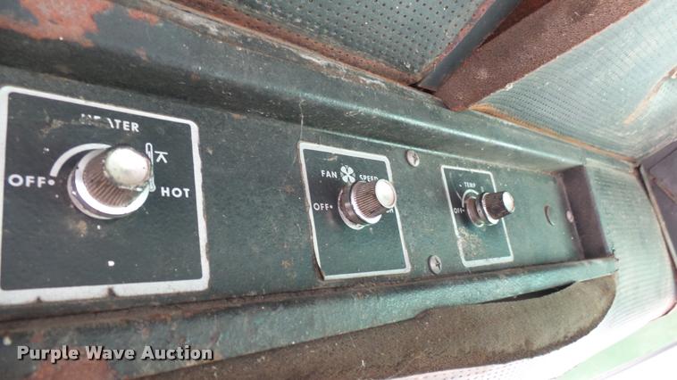 image for item DM9646 John Deere 7700 Turbo combine