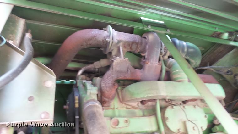 image for item DM9646 John Deere 7700 Turbo combine
