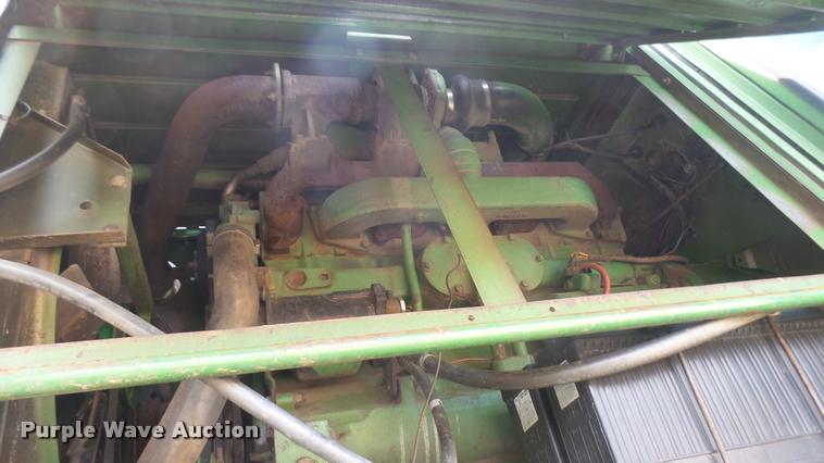 image for item DM9646 John Deere 7700 Turbo combine