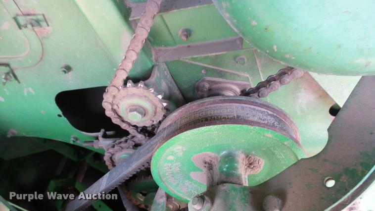 image for item DM9646 John Deere 7700 Turbo combine