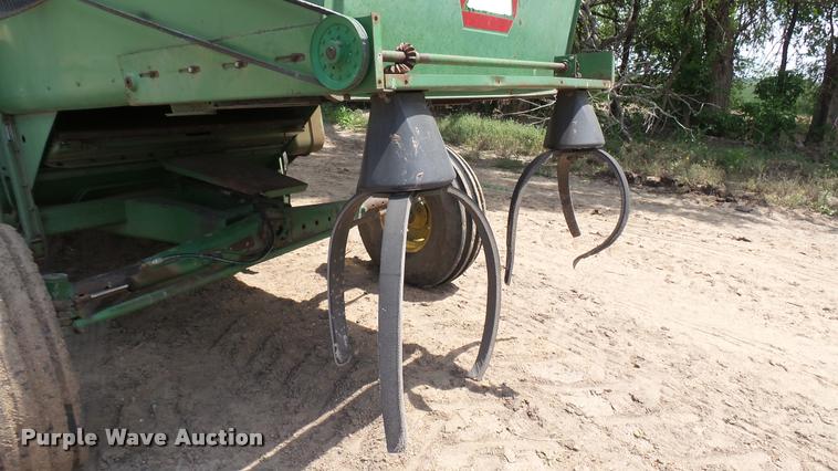 image for item DM9646 John Deere 7700 Turbo combine