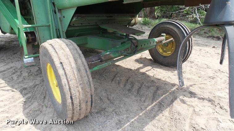 image for item DM9646 John Deere 7700 Turbo combine