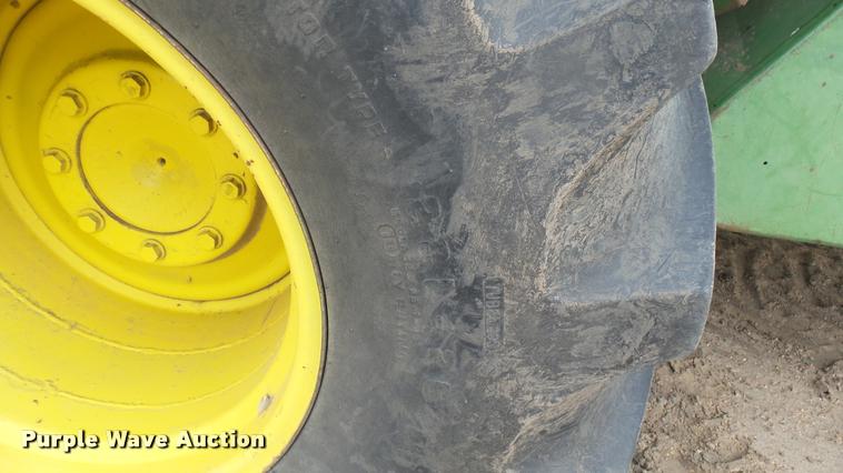 image for item DM9646 John Deere 7700 Turbo combine