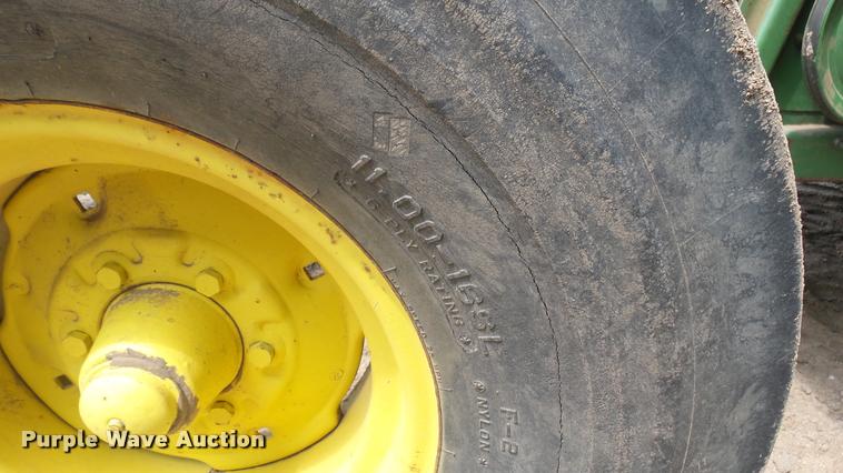 image for item DM9646 John Deere 7700 Turbo combine