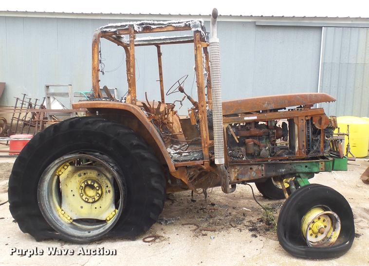 image for item DQ9222 1993 John Deere 6400 tractor