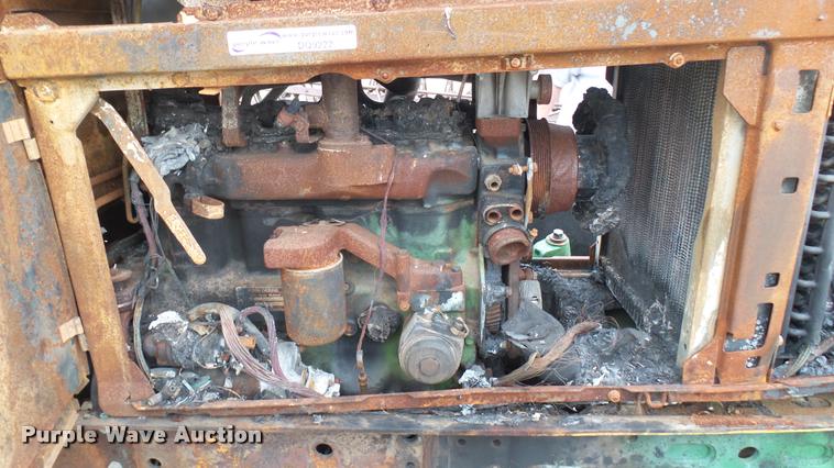 image for item DQ9222 1993 John Deere 6400 tractor