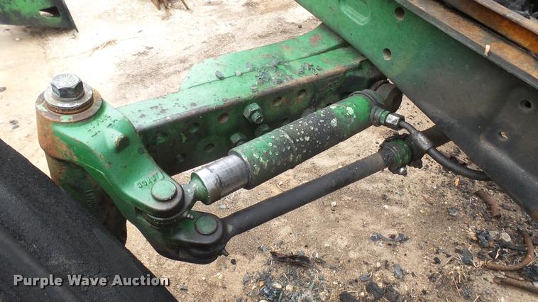 image for item DQ9222 1993 John Deere 6400 tractor