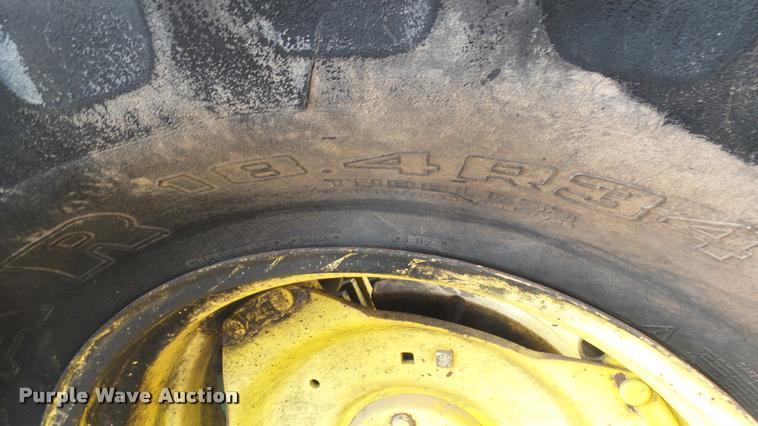 image for item DQ9222 1993 John Deere 6400 tractor