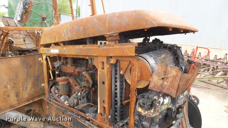 image for item DQ9222 1993 John Deere 6400 tractor