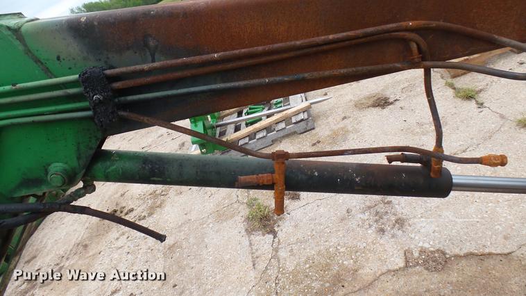 image for item DQ9224 John Deere 620 loader