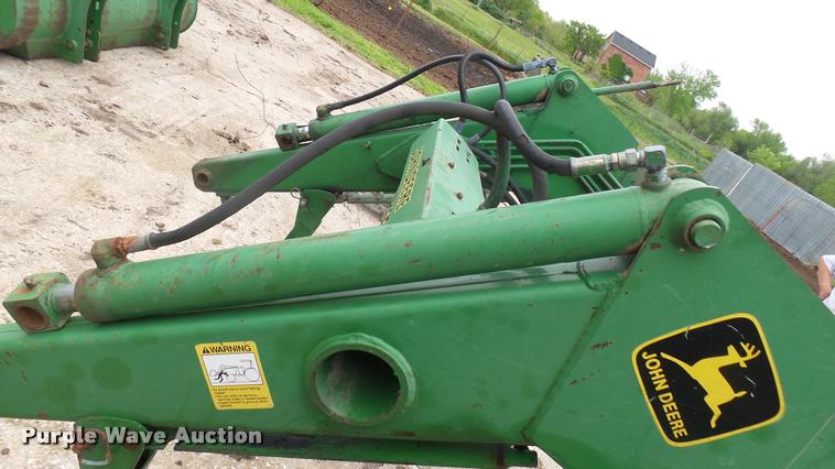 image for item DQ9224 John Deere 620 loader