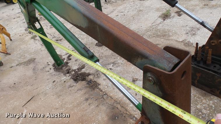 image for item DQ9224 John Deere 620 loader