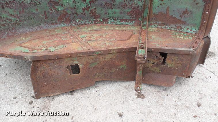 image for item DQ9228 John Deere 41D tractor parts