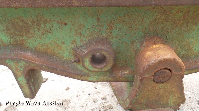 image for item DQ9228 John Deere 41D tractor parts
