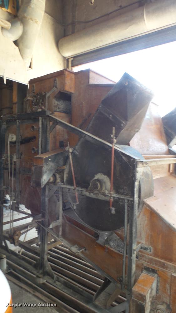 image for item DS9020 Crippen H-454 seed cleaner