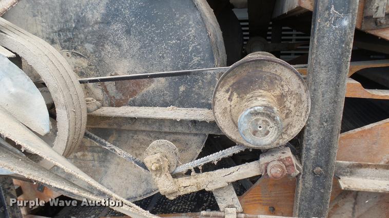 image for item DS9020 Crippen H-454 seed cleaner