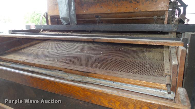 image for item DS9020 Crippen H-454 seed cleaner