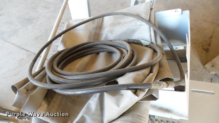 image for item DS9068 Roller mill