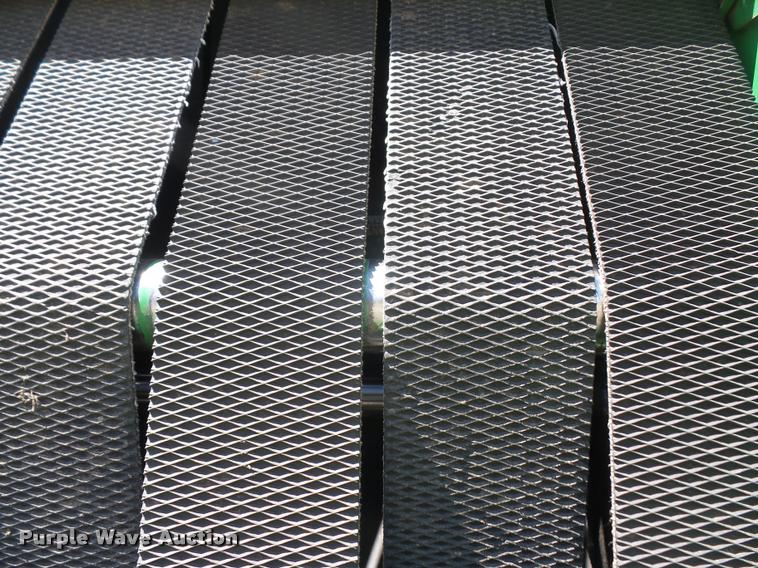 image for item F1996 2010 John Deere 568 Mega Wide Plus round baler