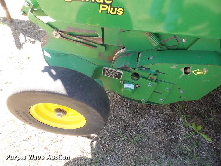image for item F1996 2010 John Deere 568 Mega Wide Plus round baler