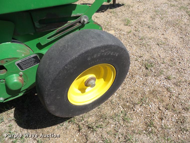 image for item F1996 2010 John Deere 568 Mega Wide Plus round baler