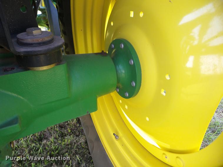 image for item J8643 2013 John Deere 7230 MFWD tractor