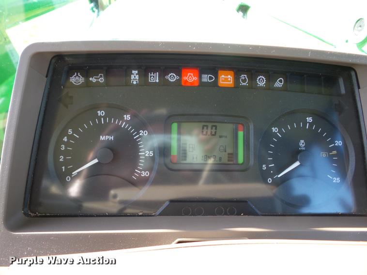 image for item J8643 2013 John Deere 7230 MFWD tractor